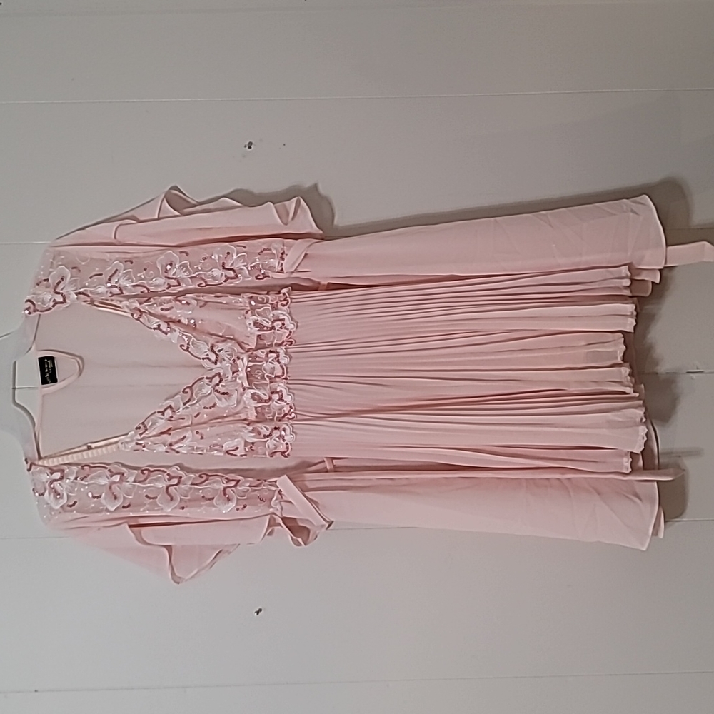 Nightgown and Robe Set